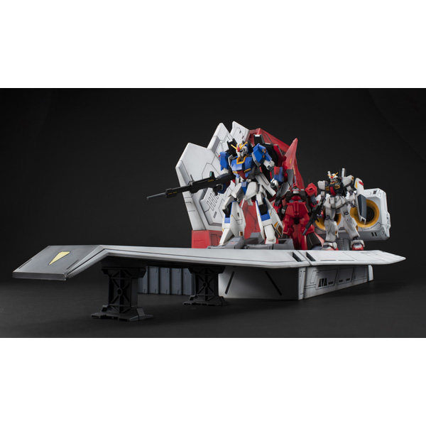 Realistic Model Series： MOBILE SUIT Z GUNDAM （1／144 HG series） Nahel Argama catapult deck 40th Anniversary Edition